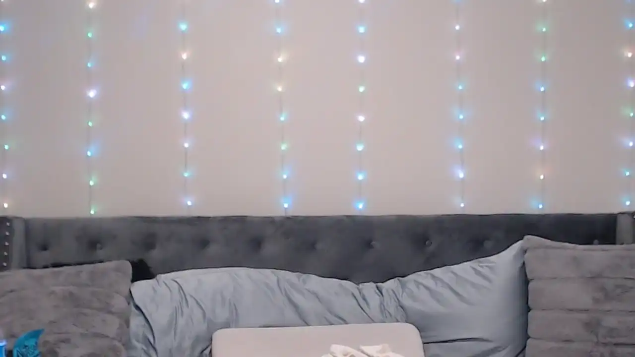 Natalie-star – Flirt4free Live Video Recording – 2025-12-28 02:11:30