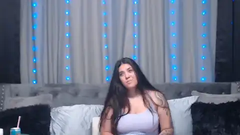Natalie-star – Flirt4free Live Video Recording – 2025-11-18 15:36:37