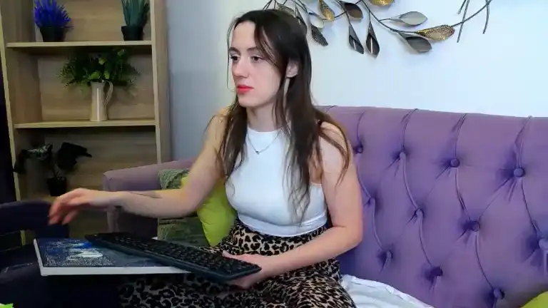 Avafay – Streamate Live Video Recording – 2025-05-28 02:26:31