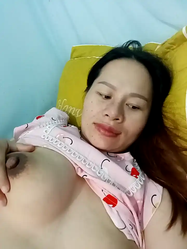 Baby-ladyass20 – Stripchat Live Video Recording – 2025-12-15 17:24:23