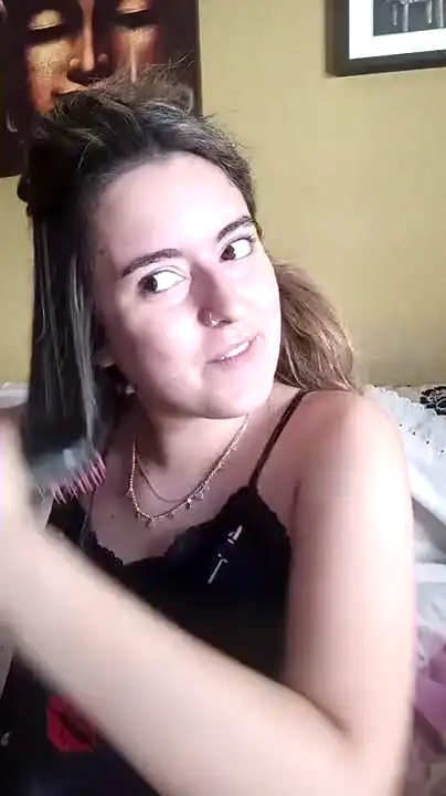 Martiitaxx – Amateur.tv Live Video Recording – 2025-02-16 10:07:51