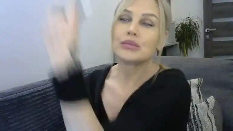 Evie_paige – Streamate Live Video Recording – 2025-10-28 06:45:16