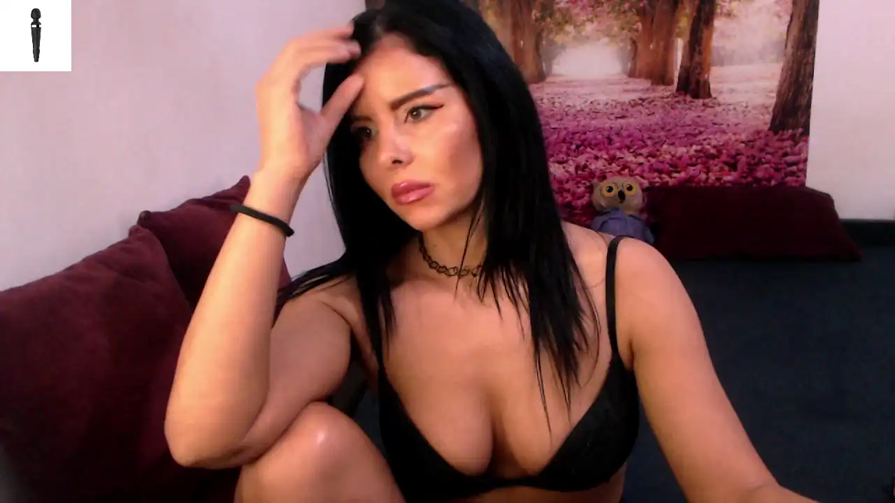 Sofialiub – Xlovecam Live Video Recording – 2025-09-17 04:46:31