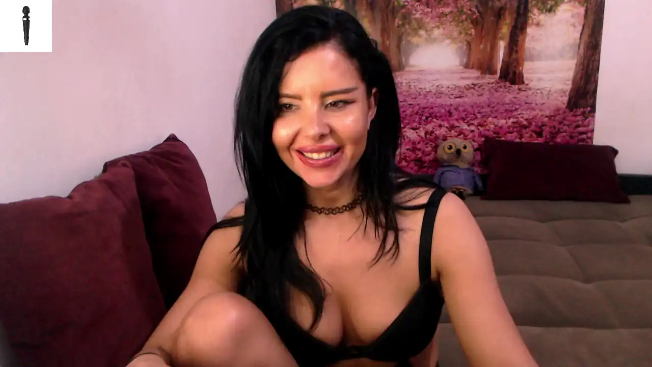 Sofialiub – Xlovecam Live Video Recording – 2025-12-03 11:44:27