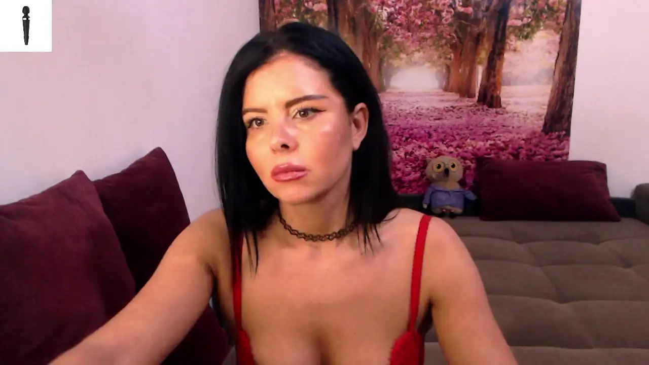 Sofialiub – Xlovecam Live Video Recording – 2025-02-23 02:47:30