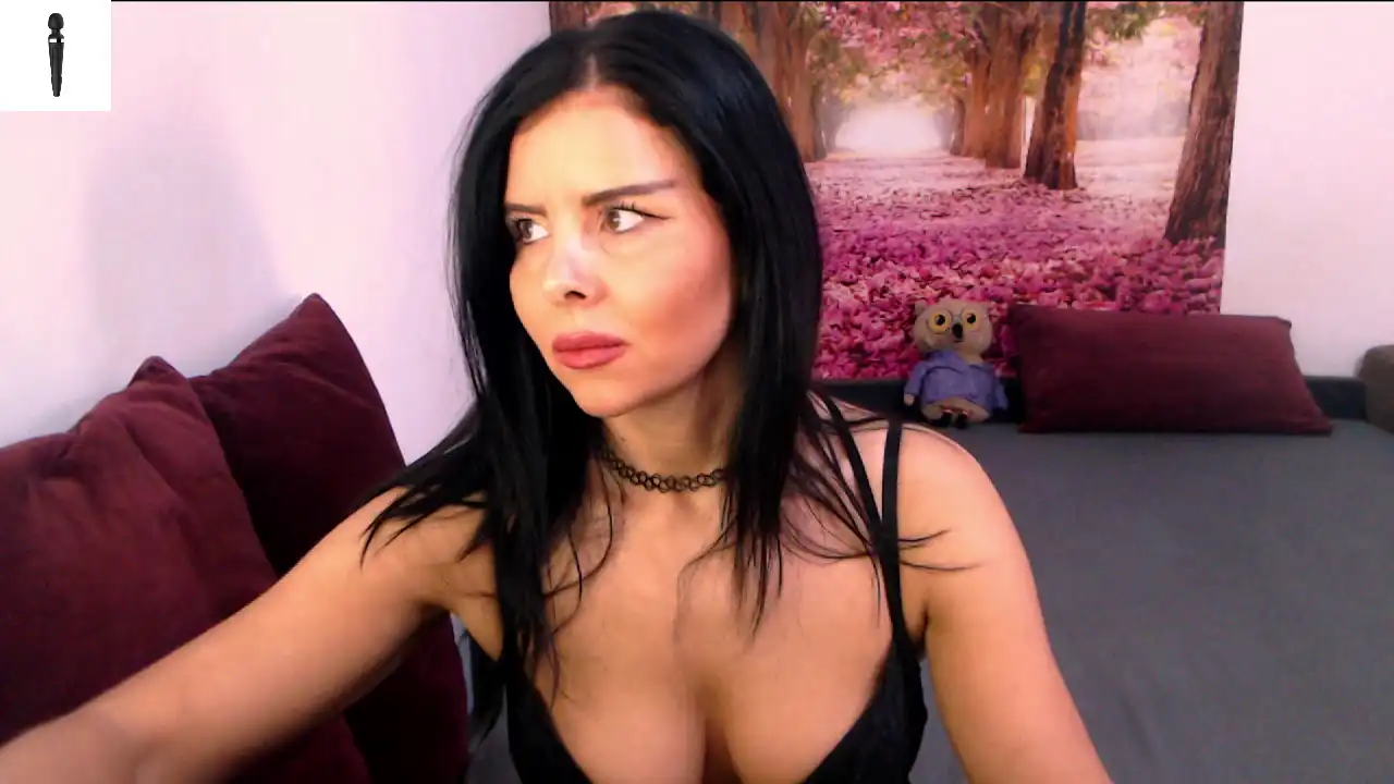 Sofialiub – Xlovecam Live Video Recording – 2025-12-29 06:41:49