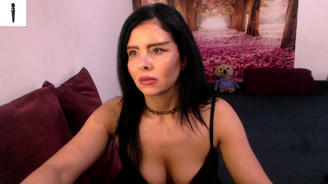 Sofialiub – Xlovecam Live Video Recording – 2025-02-18 21:19:06