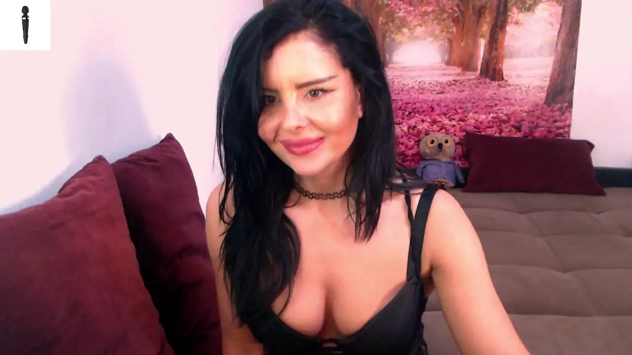 Sofialiub – Xlovecam Live Video Recording – 2025-05-29 04:49:53