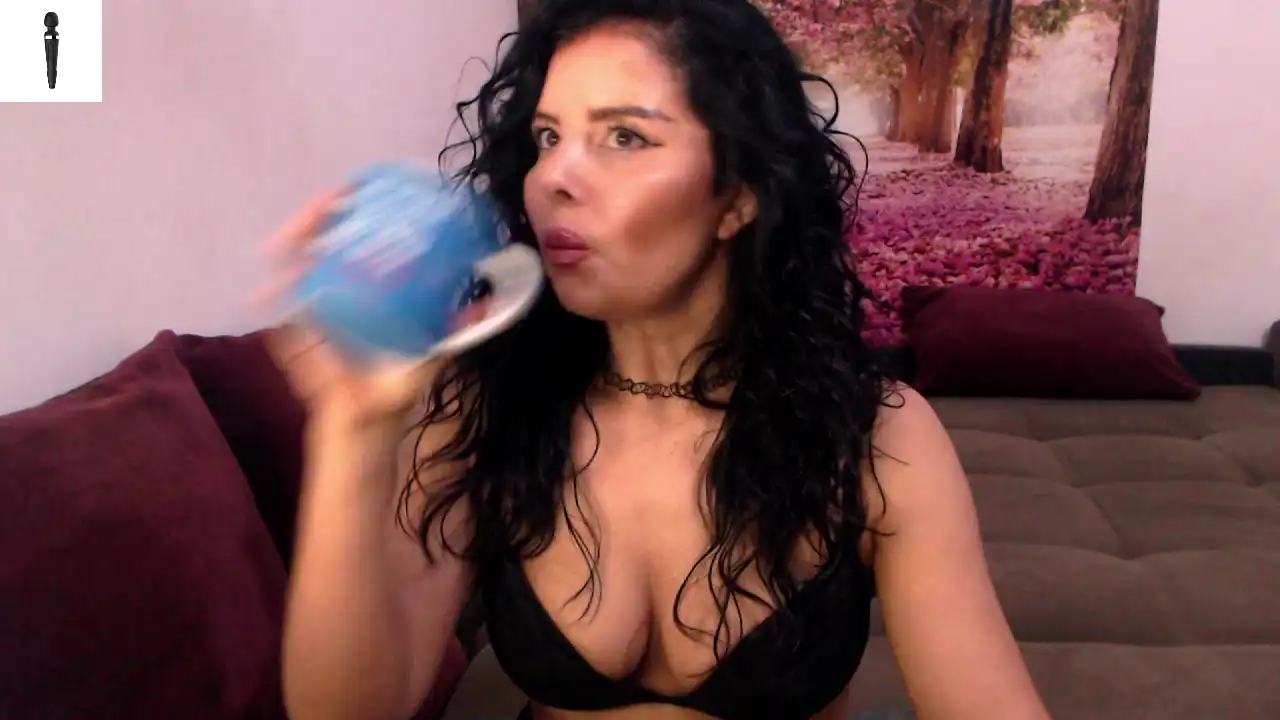 Sofialiub – Xlovecam Live Video Recording – 2025-02-11 12:21:43
