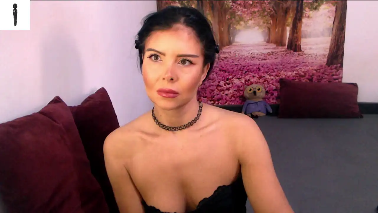 Sofialiub – Xlovecam Live Video Recording – 2025-08-18 20:10:39