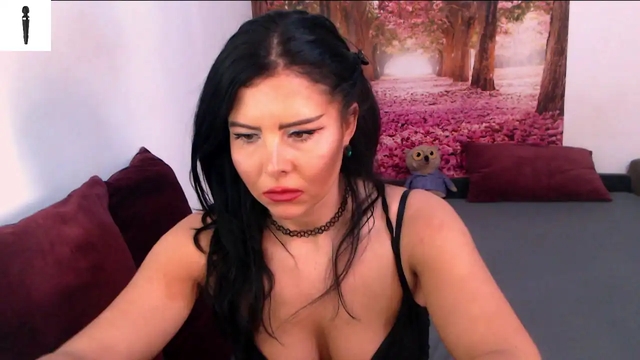 Sofialiub – Xlovecam Live Video Recording – 2025-01-18 08:08:37