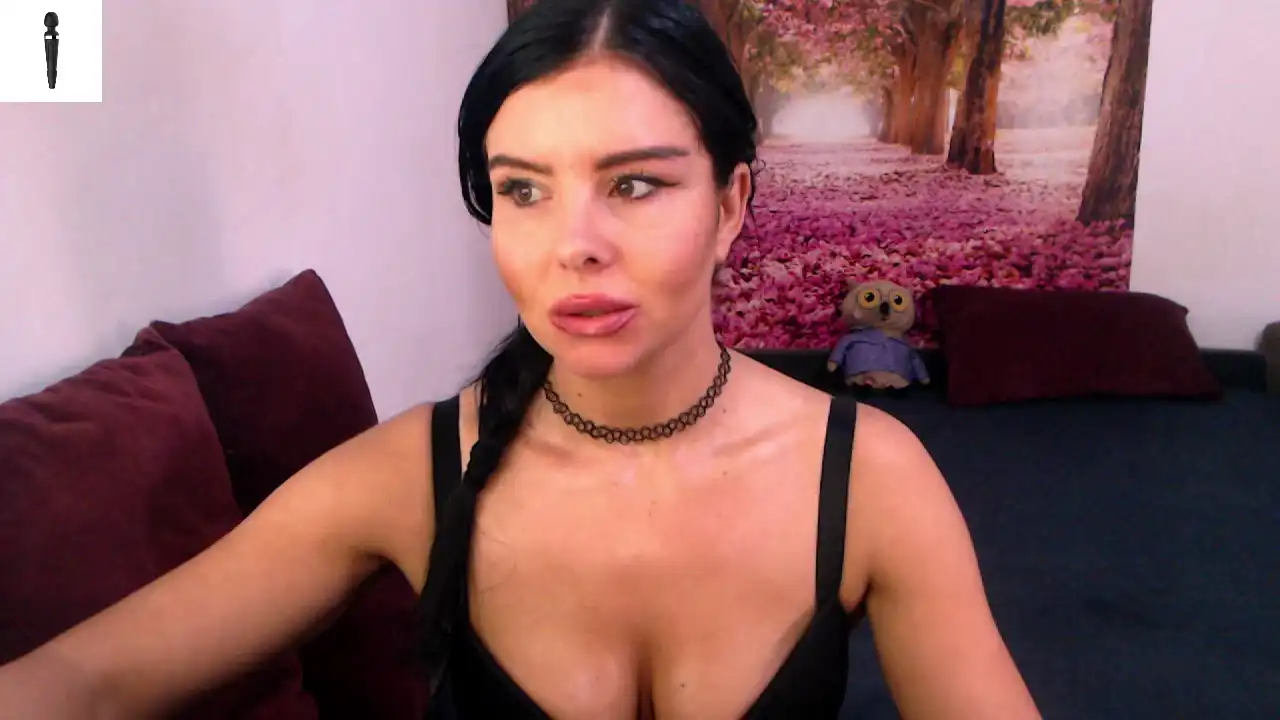Sofialiub – Xlovecam Live Video Recording – 2025-06-25 14:19:26