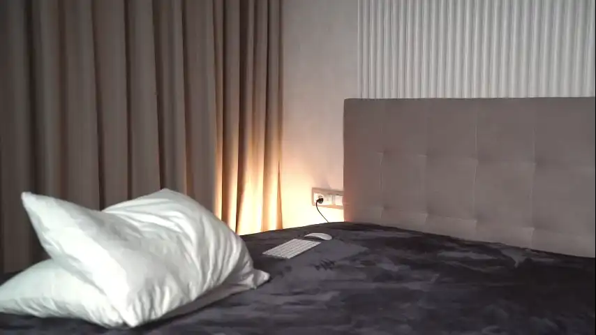 Gold_blond – Chaturbate Live Video Recording – 2025-02-04 12:43:47