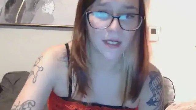 Olivia5150 – Myfreecams Live Video Recording – 2025-07-01 08:08:31