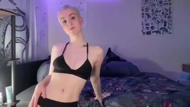 Xtavia – Streamate Live Video Recording – 2025-11-18 14:21:03