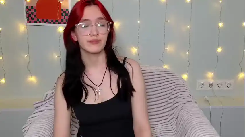 Xteeenx – Chaturbate Live Video Recording – 2025-04-23 03:22:48