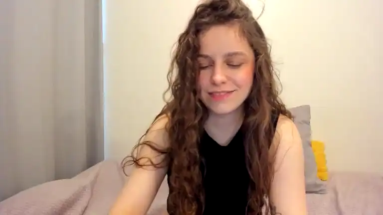 Rubycurlyx – Streamate Live Video Recording – 2025-05-13 04:41:28