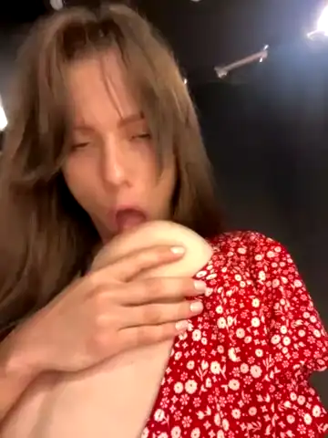 Slutyjessica – Stripchat Live Video Recording – 2025-05-12 19:24:21