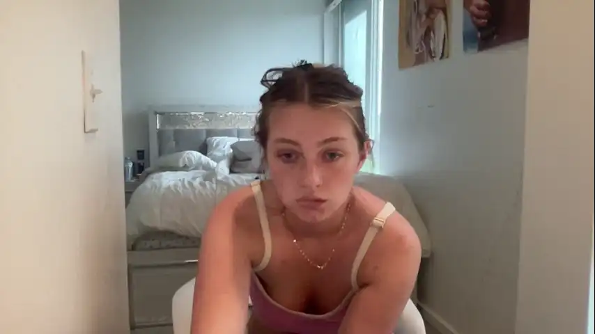 Cassiecash1 – Chaturbate Live Video Recording – 2026-07-20 22:12:43