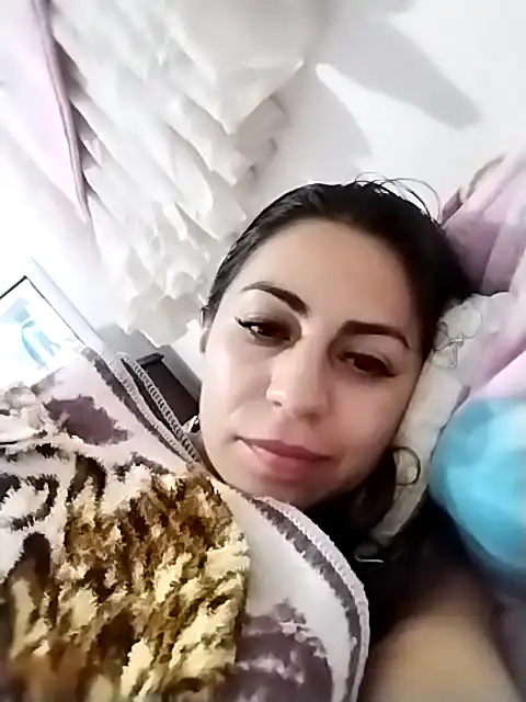 Maggiejhons – Xlovecam Live Video Recording – 2026-01-13 16:09:20