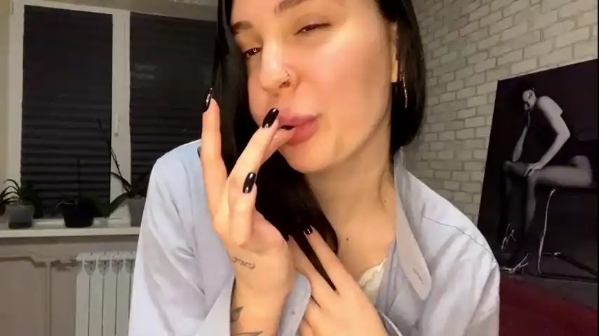 Stellanikai – Chaturbate Live Video Recording – 2025-08-21 19:24:53