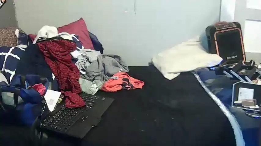 Sweetcarimilla83 – Chaturbate Live Video Recording – 2025-06-05 07:37:31