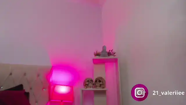 Valerie-lara – Flirt4free Live Video Recording – 2026-04-11 21:38:17