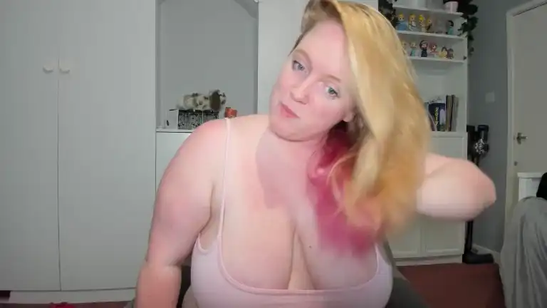 Julie_bliss – Streamate Live Video Recording – 2025-01-06 03:17:09