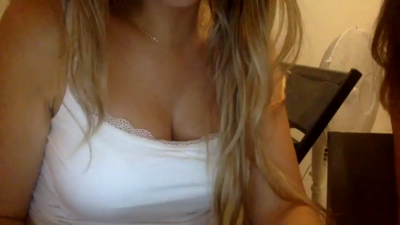 Amariya – Amateur.tv Live Video Recording – 2025-04-15 07:10:51