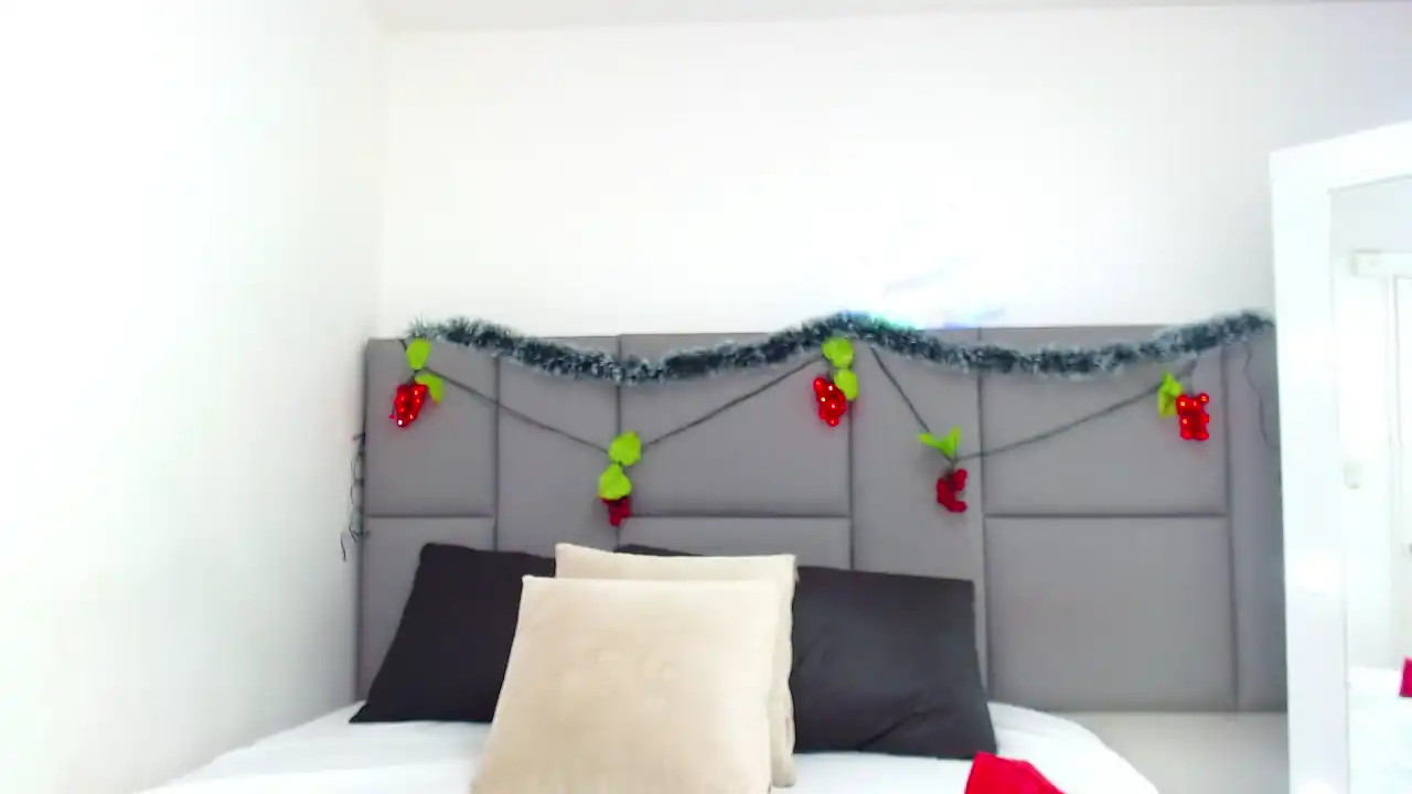 Charlotterouse – Xlovecam Live Video Recording – 2025-06-17 02:37:49