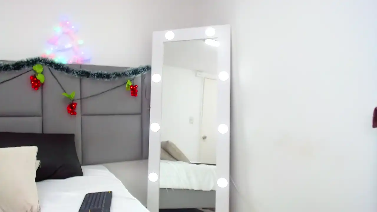 Charlotterouse – Xlovecam Live Video Recording – 2025-10-21 20:03:15