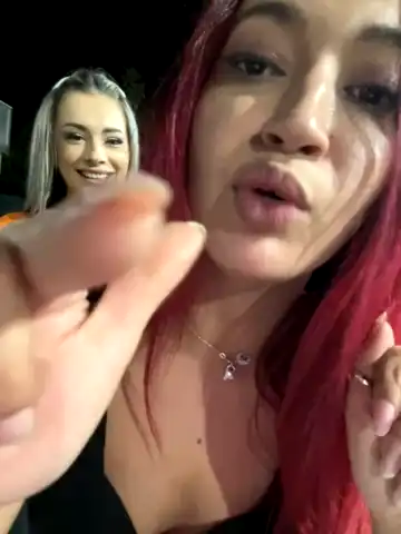 Rebecacrox – Stripchat Live Video Recording – 2025-04-01 22:49:37