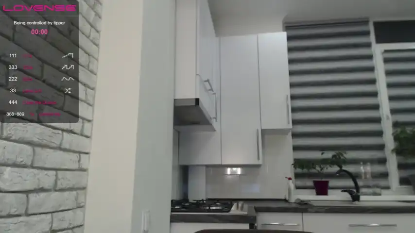 Swarowskaya – Bongacams Live Video Recording – 2025-07-19 09:55:51