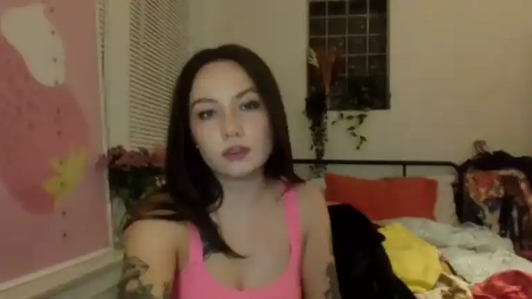 Miaholland – Streamate Live Video Recording – 2026-07-27 02:03:38