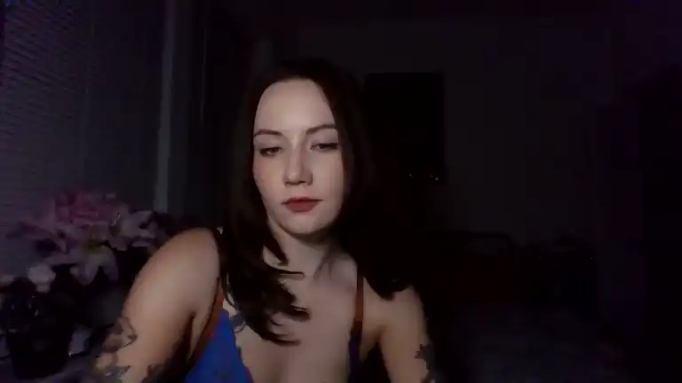 Miaholland – Streamate Live Video Recording – 2026-04-12 20:24:28
