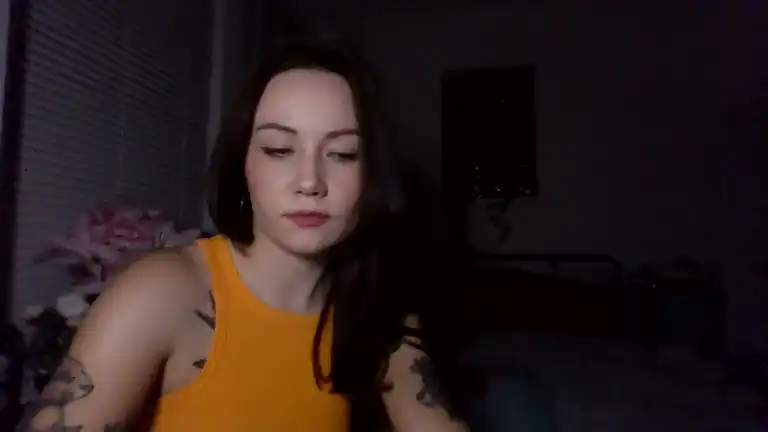 Miaholland – Streamate Live Video Recording – 2025-11-16 20:09:57
