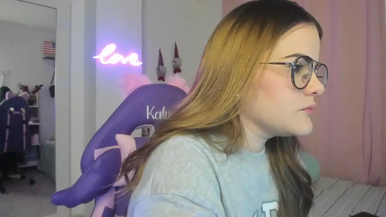 Kalyna_sylva – Manyvids Live Video Recording – 2025-12-15 07:11:16