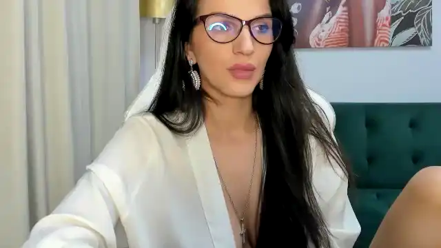 Miningbee – Myfreecams Live Video Recording – 2026-06-13 11:03:29