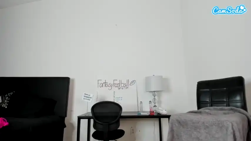 Surecakes – Camsoda Live Video Recording – 2026-05-19 04:17:36