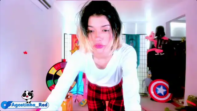 Agostinha_red – Myfreecams Live Video Recording – 2026-07-12 15:56:56