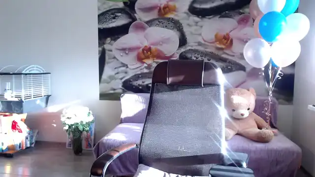 Honeyiamhome – Myfreecams Live Video Recording – 2025-04-21 11:58:07