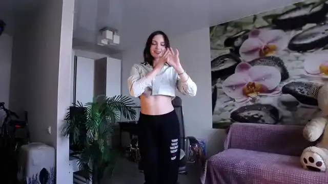 Honeyiamhome – Myfreecams Live Video Recording – 2025-08-03 11:54:00