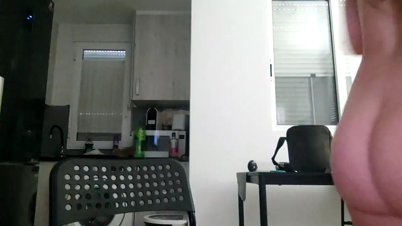 Paralda69 – Amateur.tv Live Video Recording – 2025-07-04 15:30:14