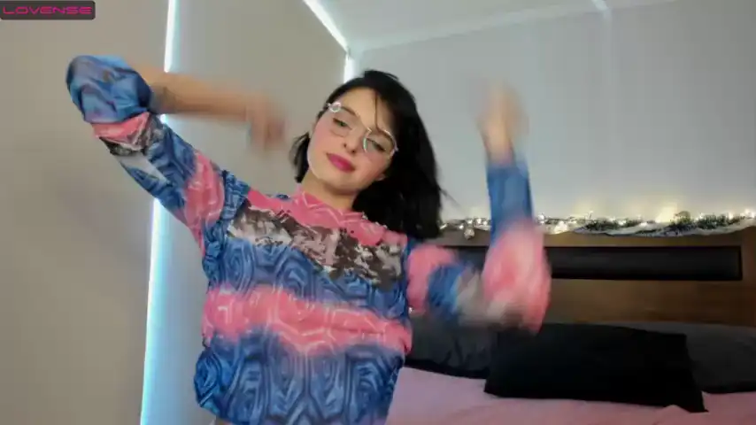 Yourfreakygirl – Chaturbate Live Video Recording – 2025-11-30 01:41:37