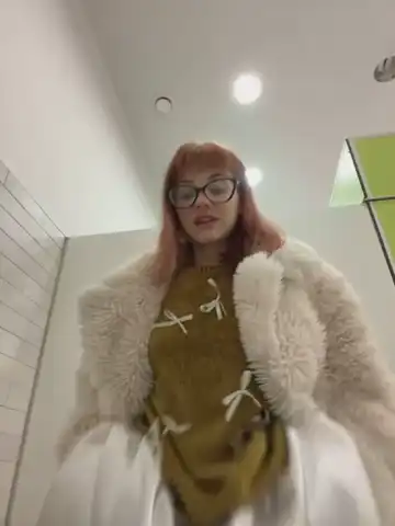 Foxy_lexy – Stripchat Live Video Recording – 2025-08-08 14:05:06