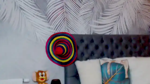 Alexia-cage – Flirt4free Live Video Recording – 2025-05-01 02:08:50