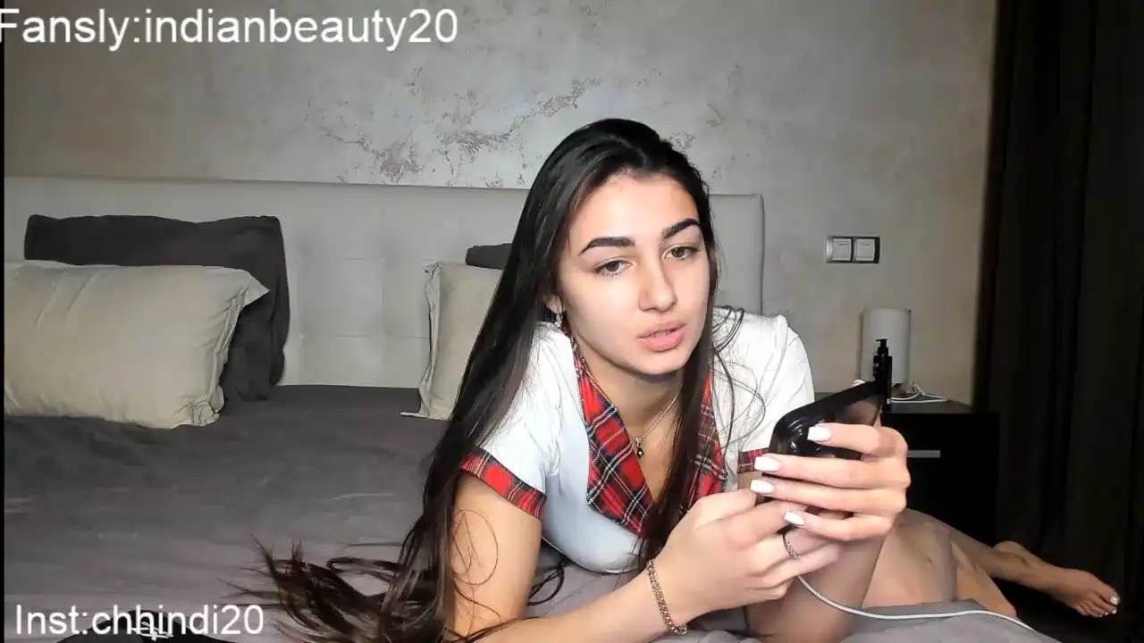 Indianbeauty20 – Chaturbate Live Video Recording – 2025-01-06 07:13:04