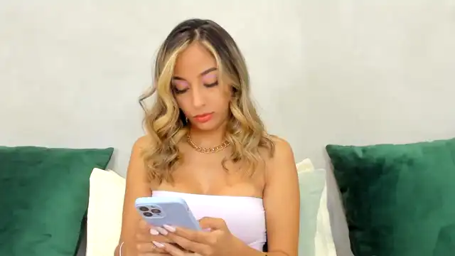 Dianahopson – Xlovecam Live Video Recording – 2025-08-09 13:51:47