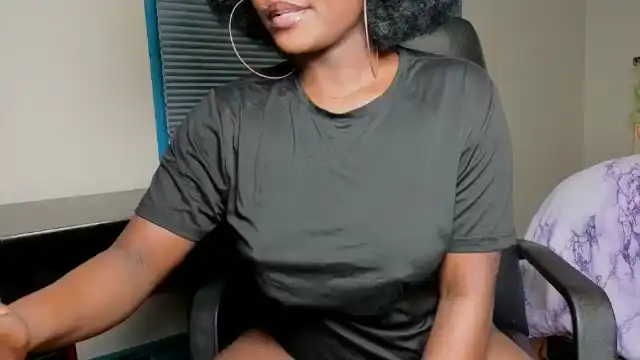 Womannextdoor – Myfreecams Live Video Recording – 2026-01-18 21:05:05