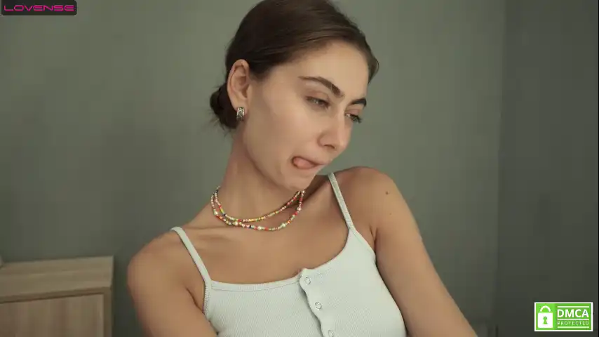 Tessarosse_ – Chaturbate Live Video Recording – 2025-07-19 08:59:16